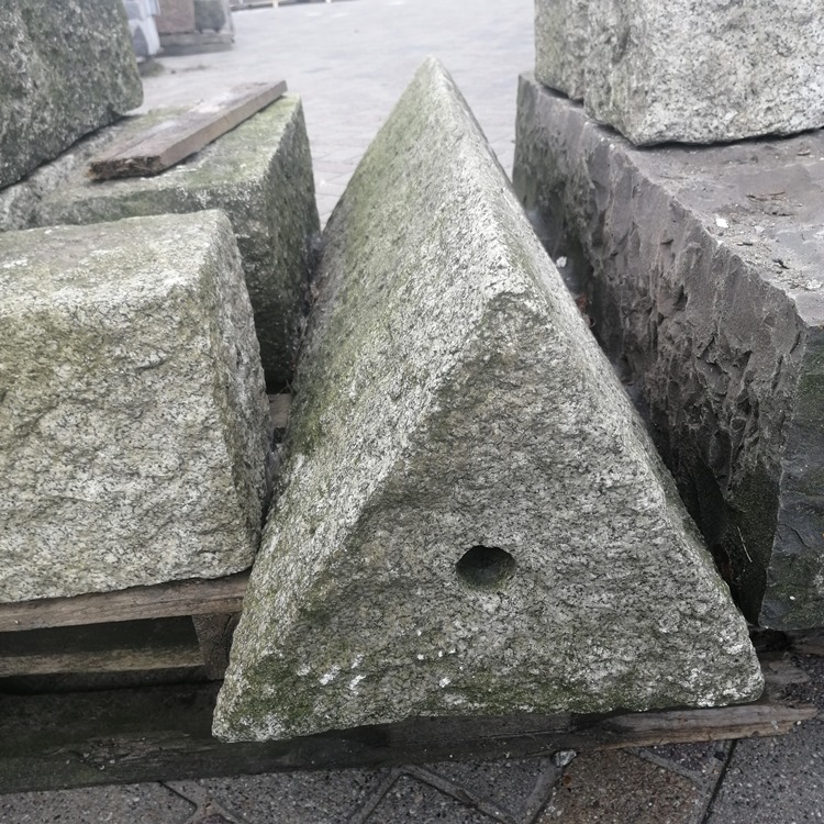 Graniet driehoek 30x90cm (Uitlopend) | Van der Heijden Sierbestrating